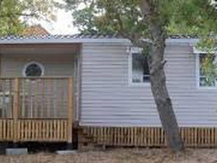 Camping pour 5 personnes, avec piscine