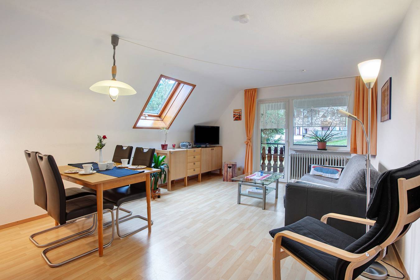 Ganze Wohnung, Ferienwohnung 'Appartement B, 66qm' mit Gemeinschaftsgarten, Balkon und Wi-Fi in Suedlicher Schwarzwald, Sankt Blasien