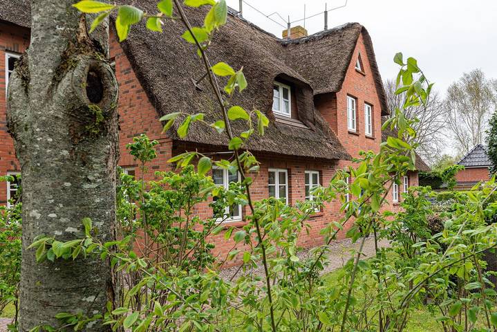 Ferienwohnung für 2 Personen, mit Terrasse und Garten in Alkersum - 2