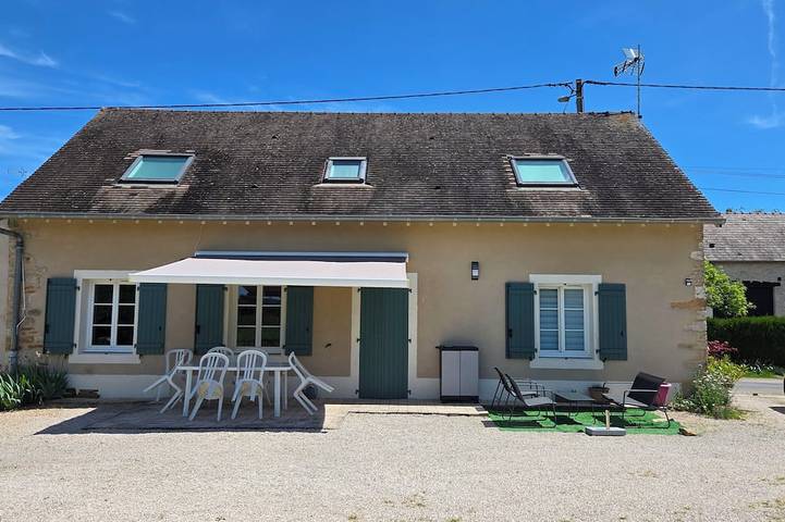 Location de vacances pour 7 personnes à La Chapelle-de-Bragny