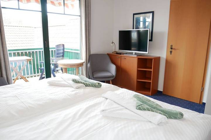 Petite chambre double avec balcon - Gästehaus Knuth in Zinnowitz, Usedomer Norden