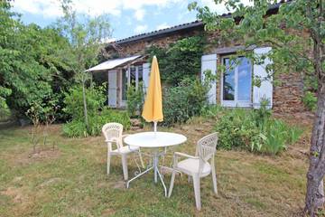 B&b for 3 People in Saint-Victurnien, Haute-Vienne, Photo 1