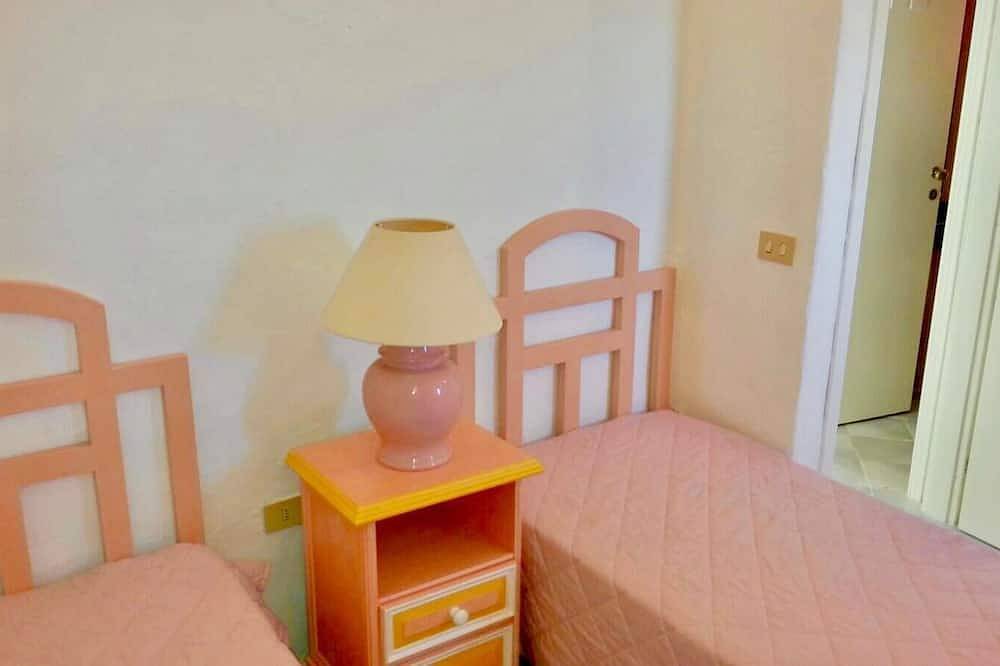 Ganze Wohnung, Apartment am Meer Baja Sardinia – 6 Personen im Juni und Juli – 150 m vom Smeral in Baja Sardinia, Arzachena