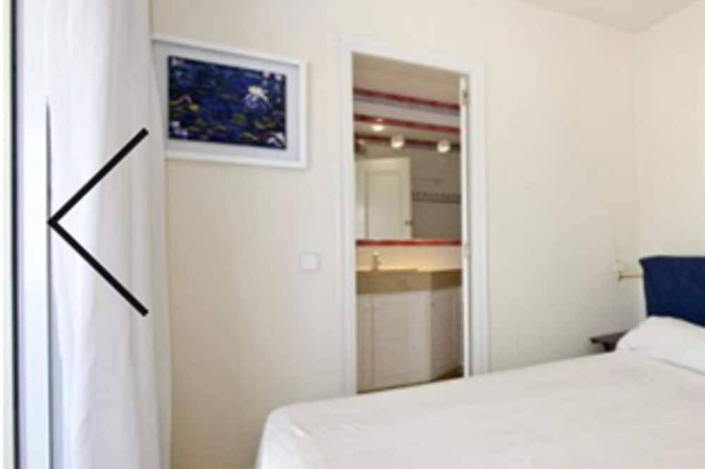 Villa for 6 People in Salou, Costa Dorada