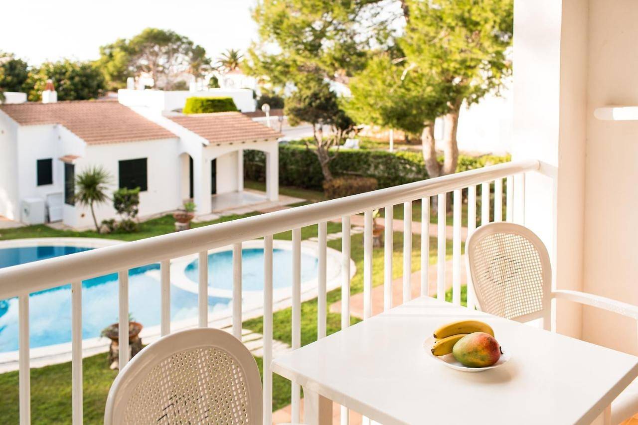 Apartamento inteiro, Sagitario Vista Playa Ii Apartamentos in Cala Blanca, Ciutadella de Menorca