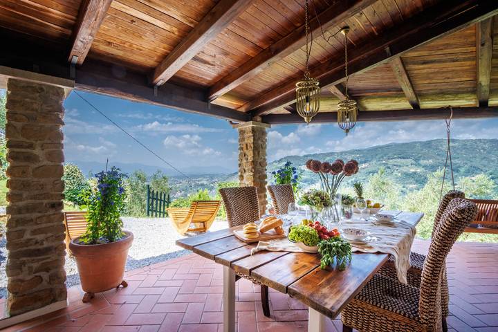 Sospirata Farmhouse in Pescia, Provincia di Pistoia