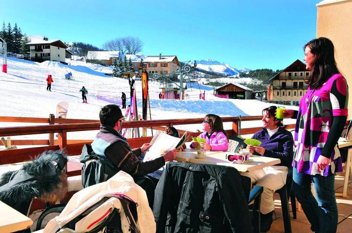 Hôtel pour 2 personnes, avec sauna ainsi que terrasse et piscine
