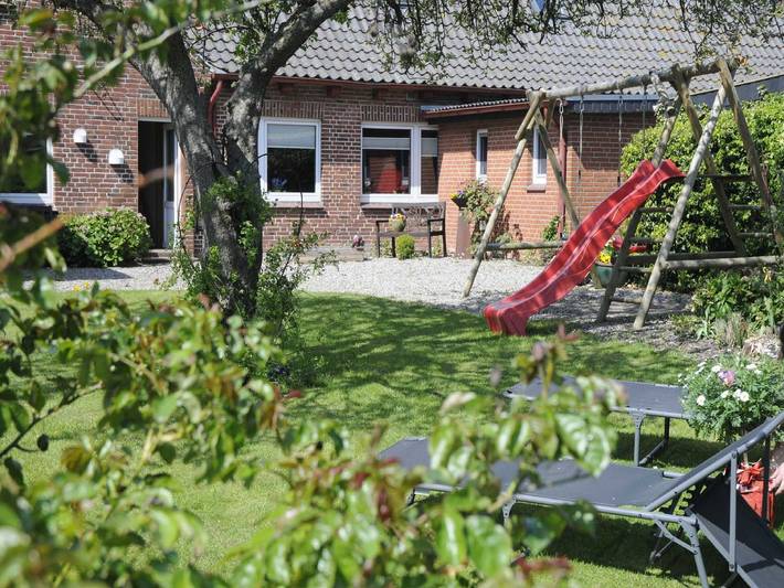 Ferienwohnung für 4 Personen, mit Terrasse und Garten in Hasselberg
