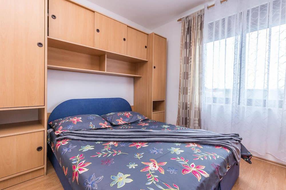 Ganze Wohnung, Beautiful apartment in Biograd na moru with Wifi in Biograd na Moru, Zadar