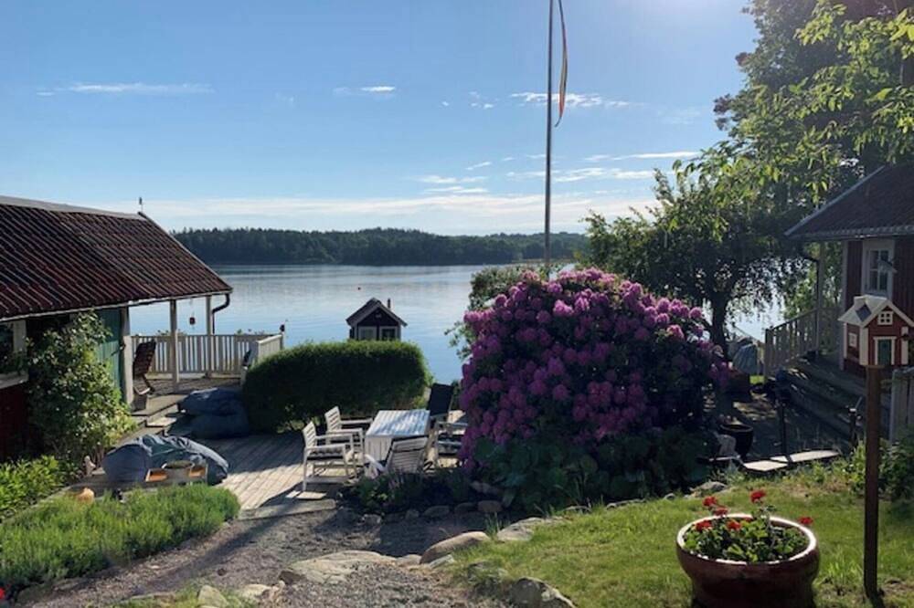 Archipelago paradise near Stockholm City in Stockholmer Schärengarten
