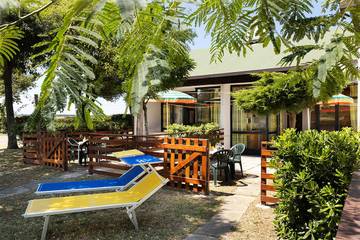 Bungalow voor 8 Personen in Casal Borsetti, Adriatische Zee, Afbeelding 2