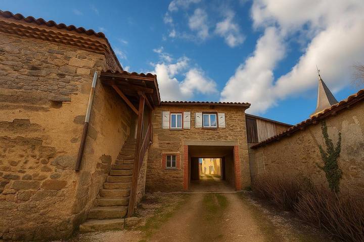 Gîte pour 4 personnes, avec Vue dans Trézioux