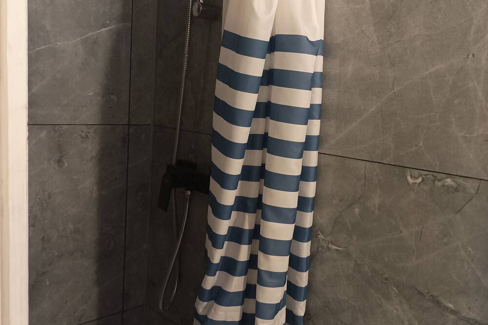 Apartamento entero, Studio in the center of Gennevilliers village in Gennevilliers, Altos del Sena