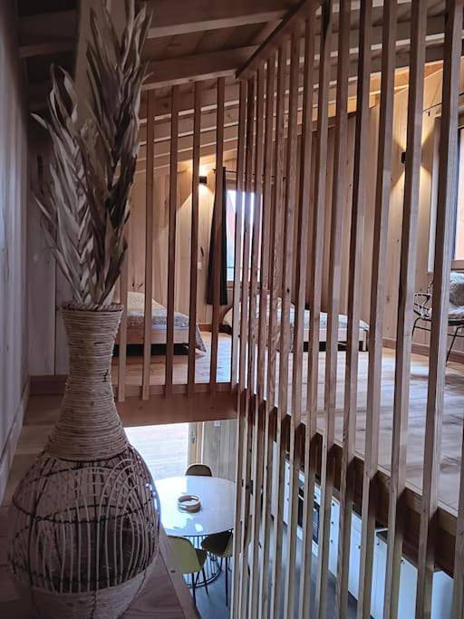 Location de vacances pour 10 personnes, avec terrasse et jardin à Clairvaux-les-Lacs - 4