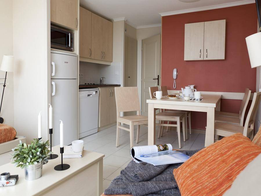 Pierre & Vacances Résidence L'Anse de Pramousquier - Studio 4 personen - Studio - 1 Schlafnische - Terrasse oder Balkon in Pramousquier, Le Lavandou