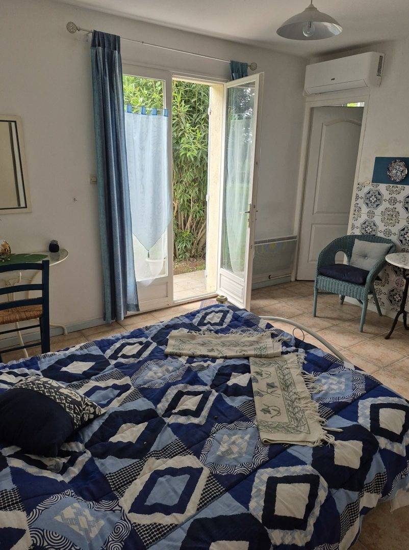 Loue chambres d'hôtes dans station balnéaire - Chambre Séville in Saint-Cyprien, Côte d'Améthyste