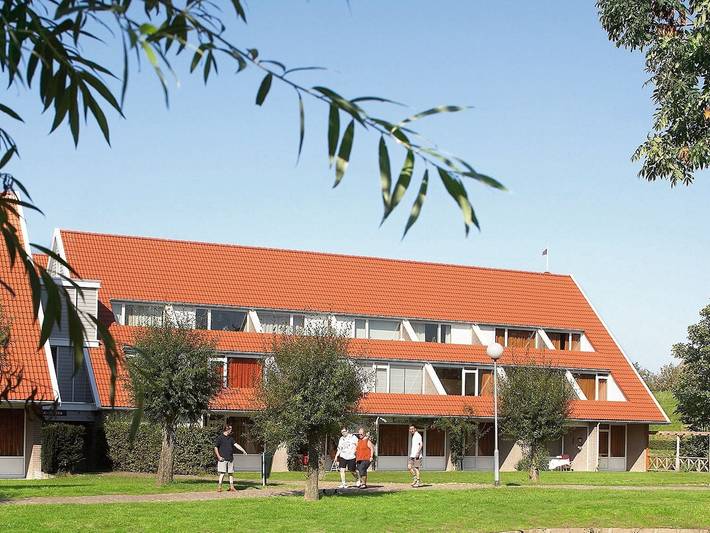 Vakantieappartement voor 2 personen, met Balkon en Zwembad in Bruinisse