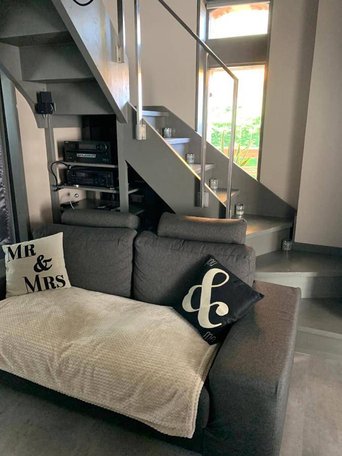 Gîte pour 4 personnes, avec vue et jardin à Fronsac - 3