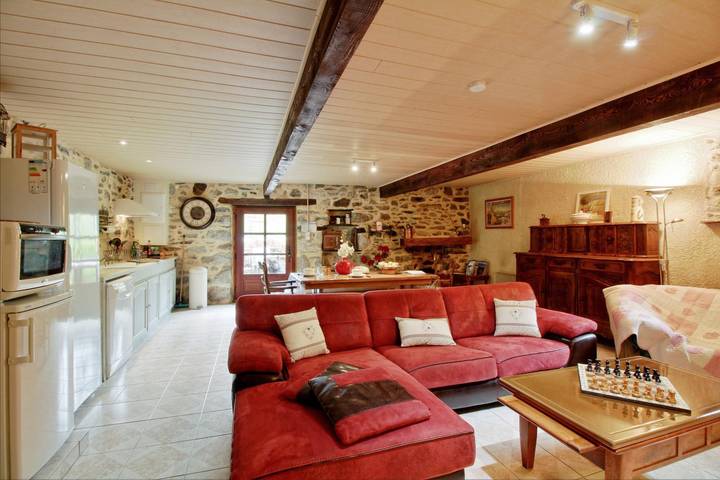 Gîte pour 6 personnes, avec jardin, animaux acceptés à Beaudéan - 4