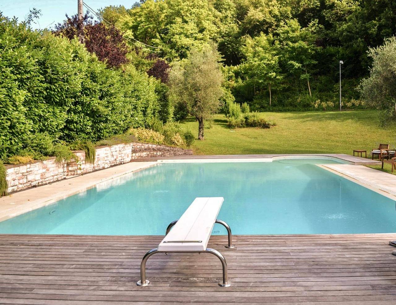 Four-Bedroom House in Fossombrone, Valle del Metauro