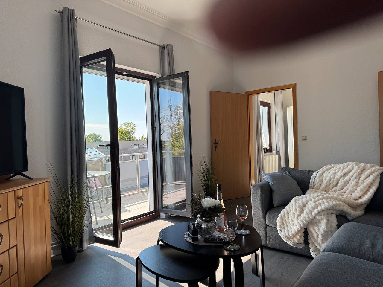 Ganze Wohnung, Apartment 'Fewo Strandperle' mit Gemeinschaftsgarten und Wlan in Tossens, Butjadingen