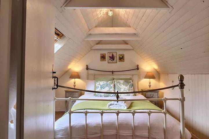 Location de vacances pour 6 personnes, avec jardin à Sizun - 4