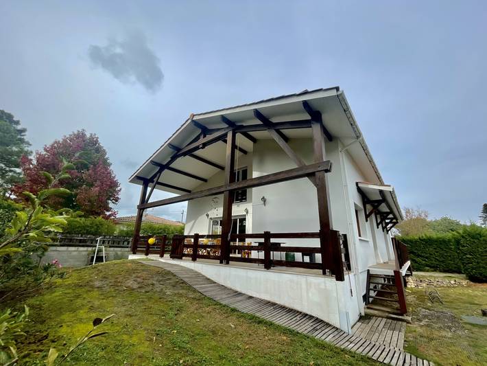 Villa pour 8 personnes, avec jardin et terrasse