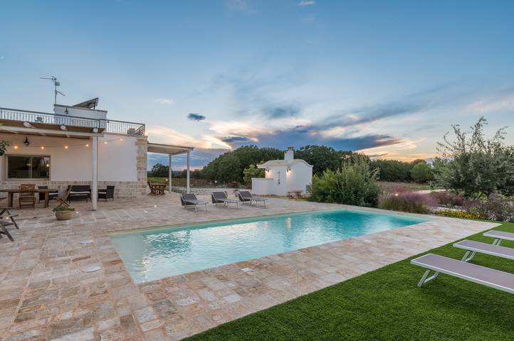 Villa con piscina per 8 persone a Martina Franca