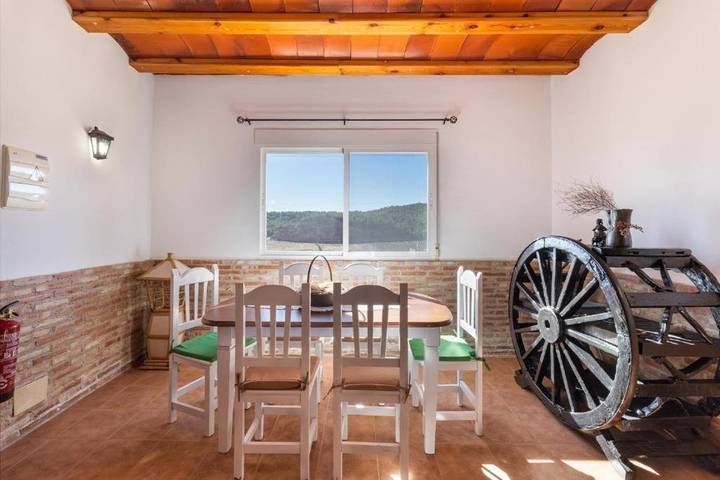 Chalet para 12 personas, con jardín y vistas al lago además de piscina y vistas en Huerta de Murcia - 3