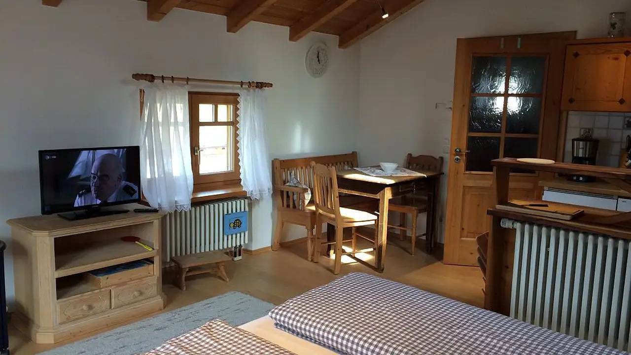 Ganze Ferienwohnung, Ferienwohnung für 2 Personen (35 m²) in Brannenburg in Brannenburg, Bayerische Alpen
