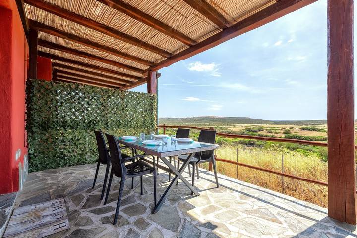 Hel lägenhet, 'Villetta Wild' Apartment with Sea View, Shared Terrace and Air Conditioning in Stintino, Nurra