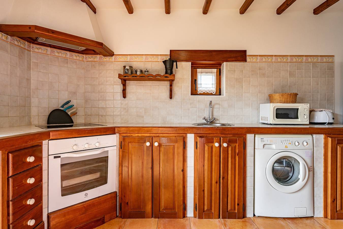 Apartment 'Fresnu' mit Bergblick, privater Terrasse und Wlan in Cangas de Onís, Provincia de Asturias