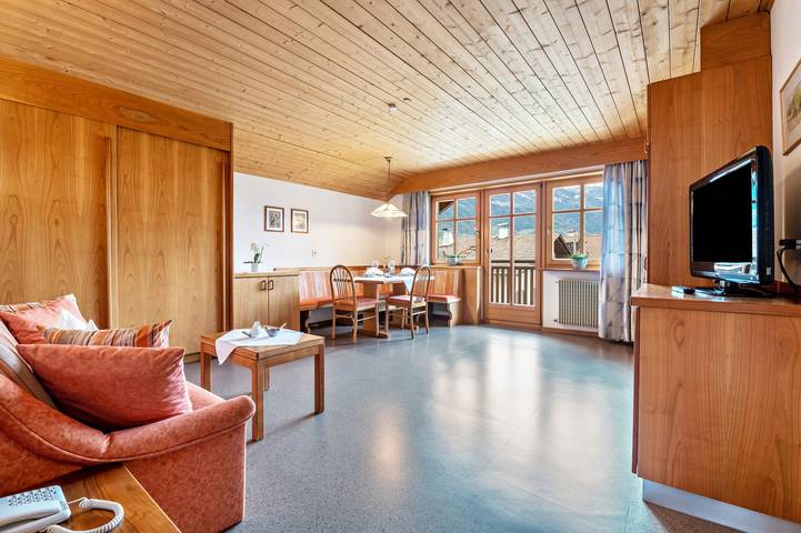 Ganze Wohnung, 'Taufner Apartment B 107' mit Bergblick, Garten und Wlan in Partschins, Texelgruppe