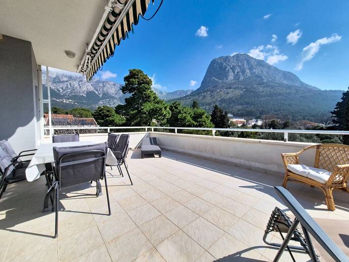 Apartament wakacyjny dla 5 osób, z taras i ogród, zwierzęta dozwolone w Zaostrog