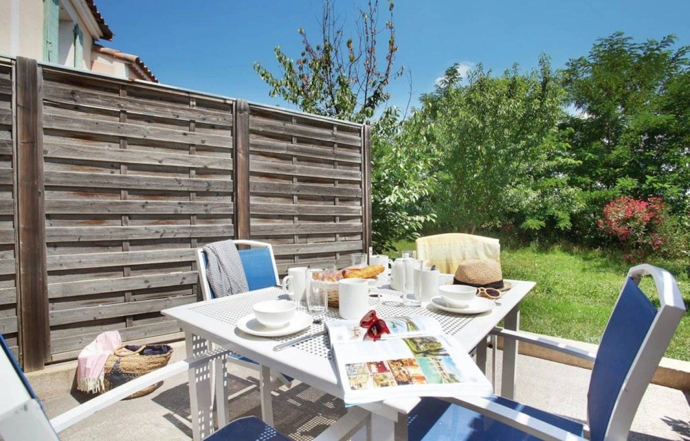 Appartement entier, Appartement 3 étoiles - ccbgfbg in Cabriès, Côte méditerranéenne (France)