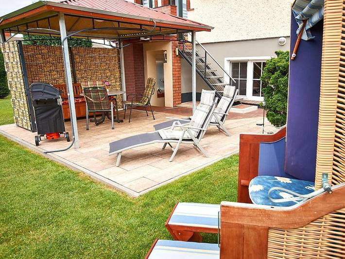 Ferienhaus für 2 Personen, mit Terrasse und Garten