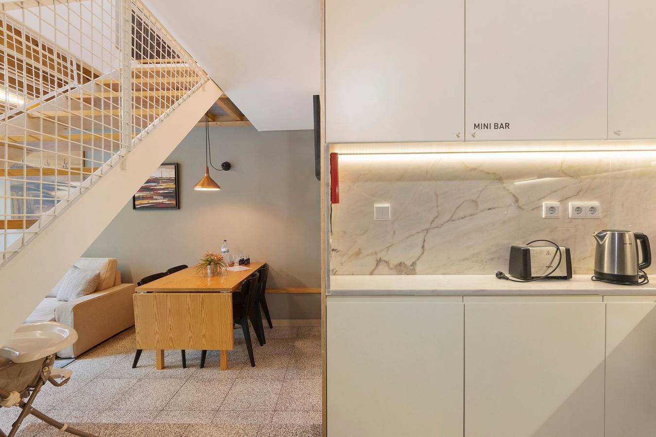 Orange Apartments A – Elegantes Apartment mit Patio im Herzen von Porto in Cedofeita, Porto
