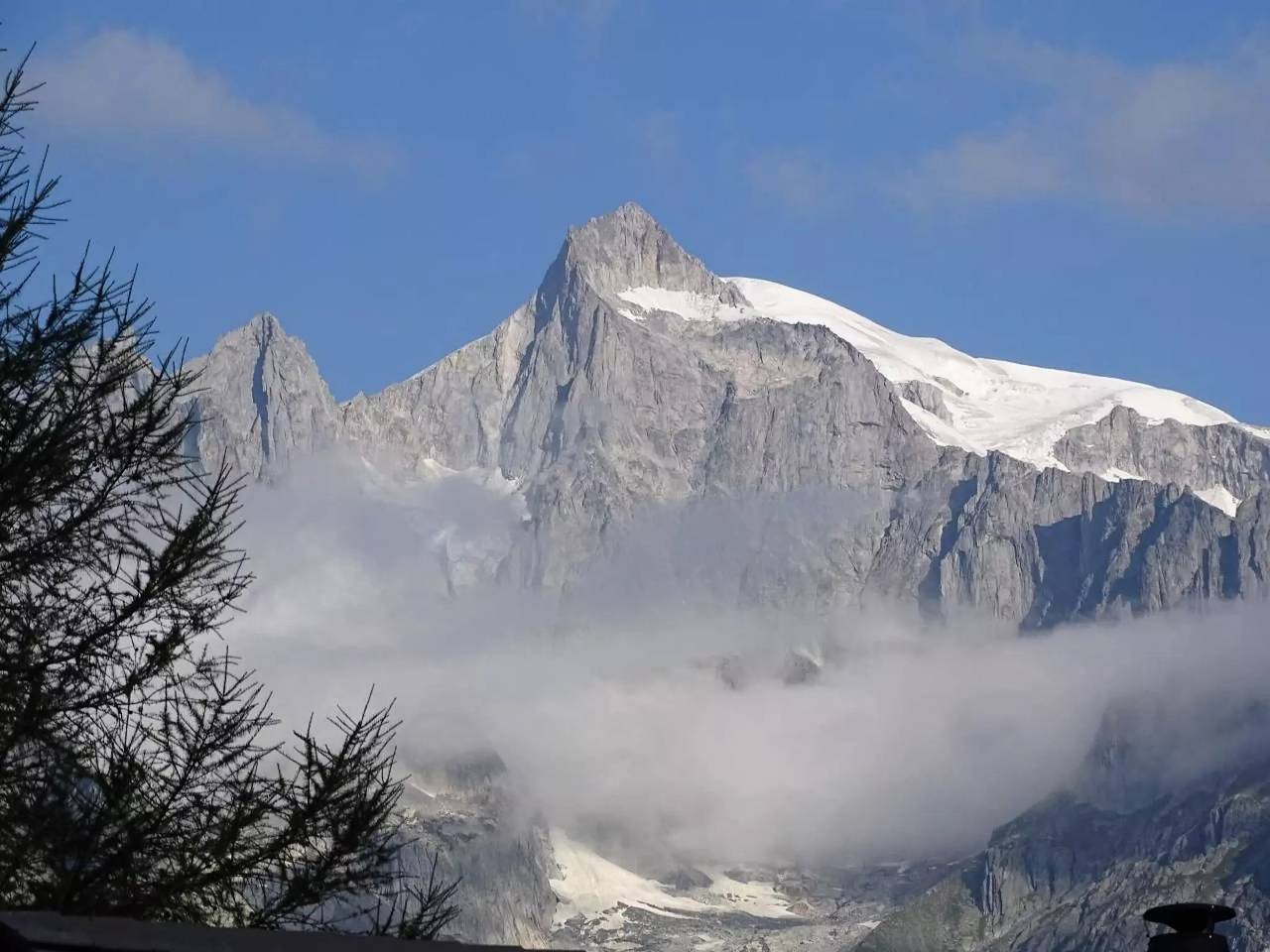 Apartamento entero, 3 estancias 4 Personas in Bellwald, Goms