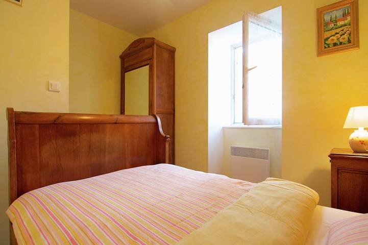 Location de vacances pour 5 personnes, avec Terrasse ainsi que Jardin et Piscine à Savignac-Lédrier - 4