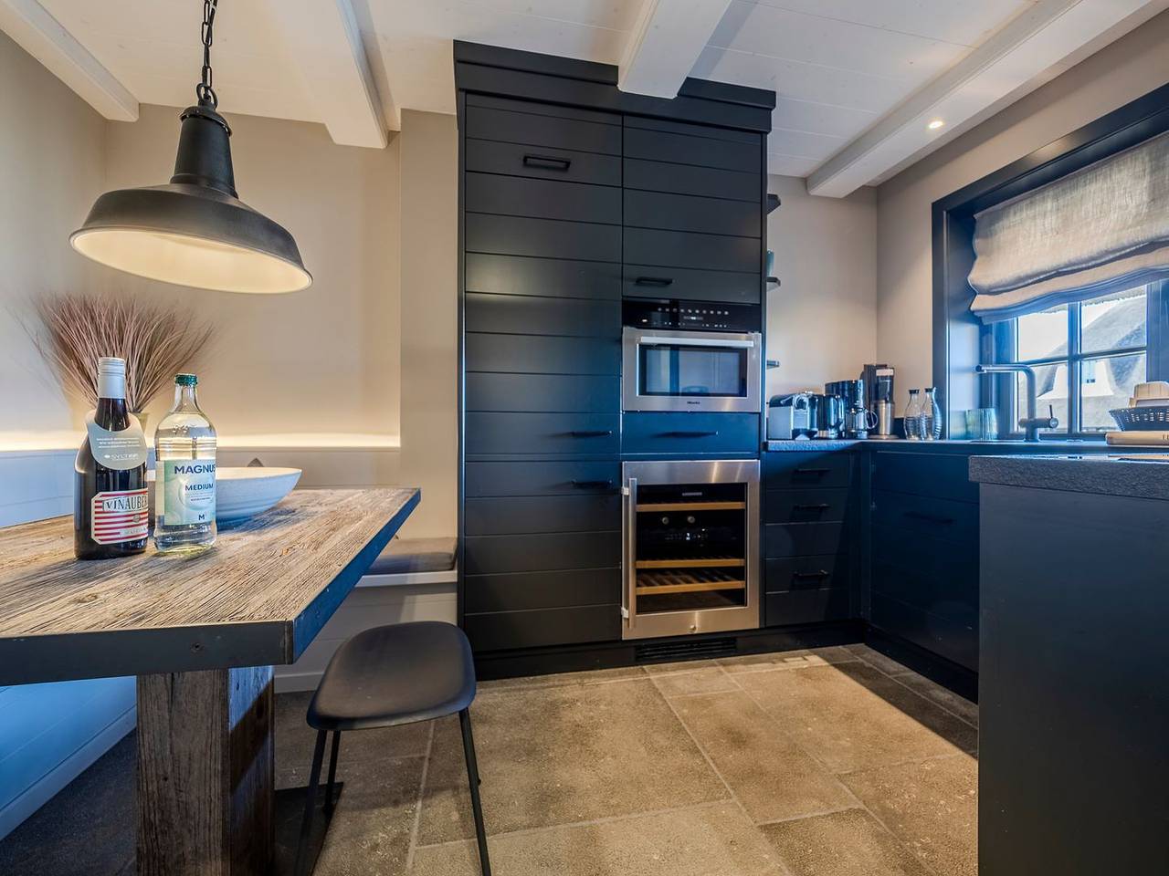 Exkl. Luxus-Hausteil unter Reet mit 4 Zimmern auf ca. 150 m², für bis zu 6 Pers. in Wenningstedt, Sylt