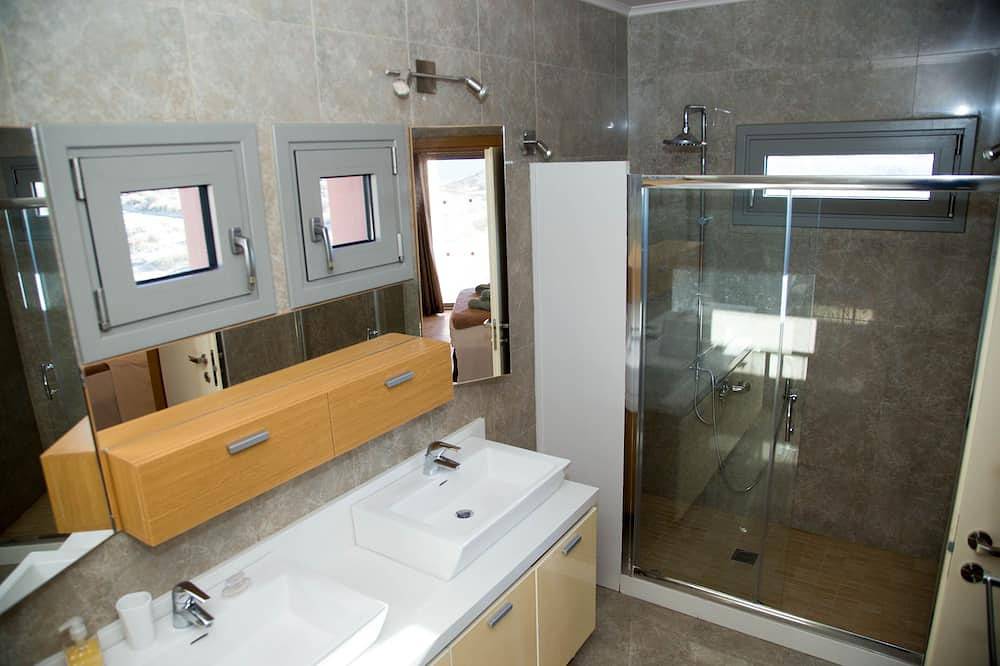 Verjüngen Familie und Freunde bei Stunning Villa Estia - in der Nähe Strand und Tavernen. in Lasithi