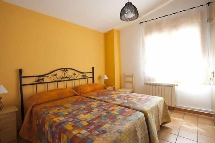 Gîte pour 16 personnes, avec jardin dans San Celoni - 3