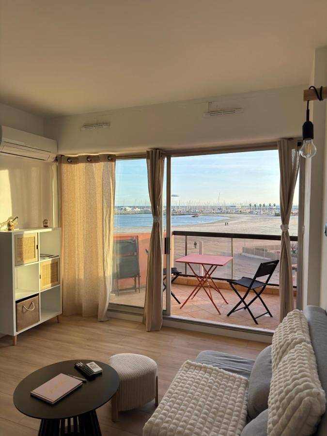 Gîte pour 4 personnes, avec vue et terrasse, animaux acceptés dans Plage Sarrail Rive Gauche