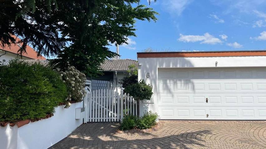 Ferienwohnung für 2 Personen, mit Terrasse und Garten sowie Sauna in Freinsheim