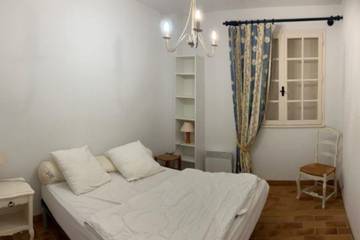 Location De Vacances pour 8 Personnes dans Saint-Cyr-sur-Mer, Région de Toulon, Photo 3