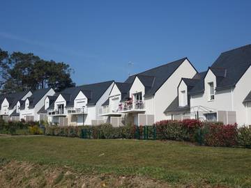 Gîte pour 4 personnes, avec terrasse dans Plage du Roaliguen