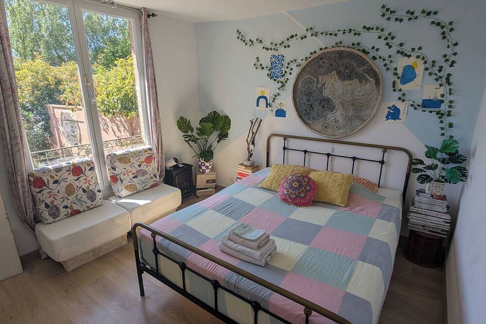 Appartement entier, Chbre indépendante calme avec Sdb/Wc privatifs, accès jardin, proche Paris Orly in Savigny-sur-Orge, Essonne