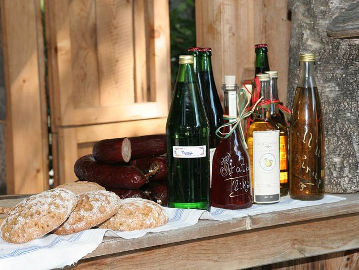 Ganze Ferienwohnung, Landgasthof Aumanwirt - Ferienwohnung bis 2 Personen, 60 qm, im Obergeschoss in Bad Feilnbach, Alpenland Tegernsee Schliersee