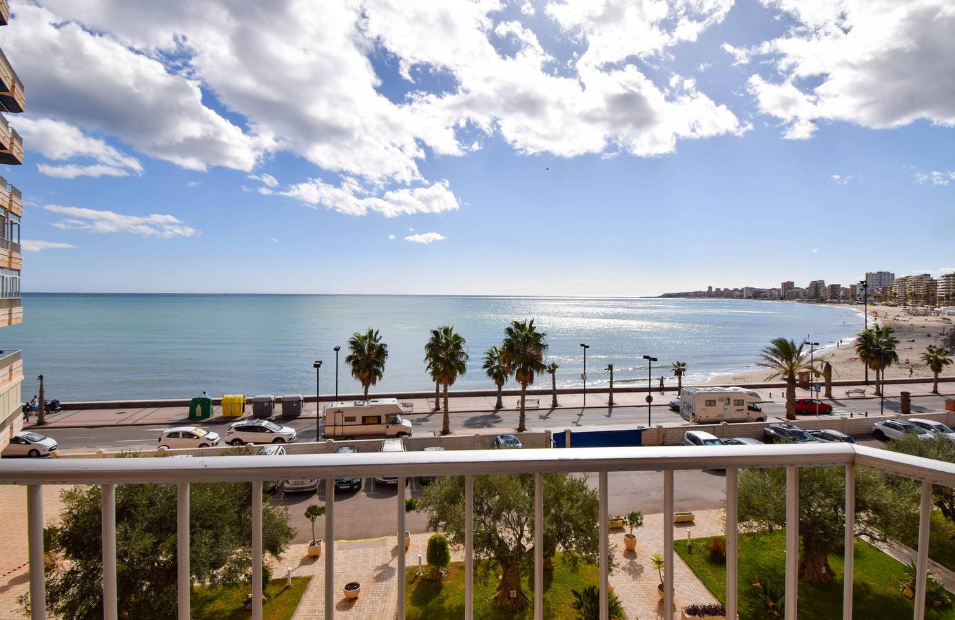 Hel lägenhet, Lägenhet för 4 Personer med terass in Los Boliches, Fuengirola