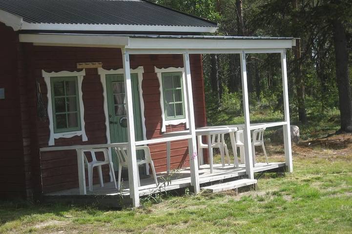 Schwedisches Holzhaus mit Grill und Terrasse in Lappland (Schweden)